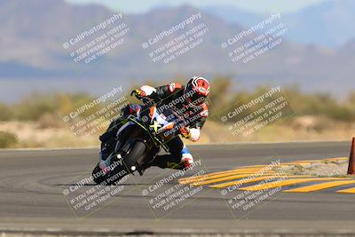 media/Oct-09-2022-SoCal Trackdays (Sun) [[95640aeeb6]]/Turn 15 (150pm)/